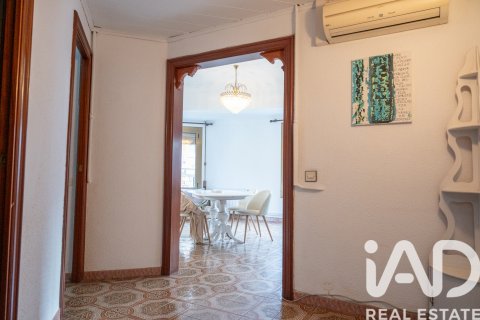 Apartament w Barcelona, Hiszpania 4 sypialnie, 118 mkw. nr 152592 – zdjęcie 15
