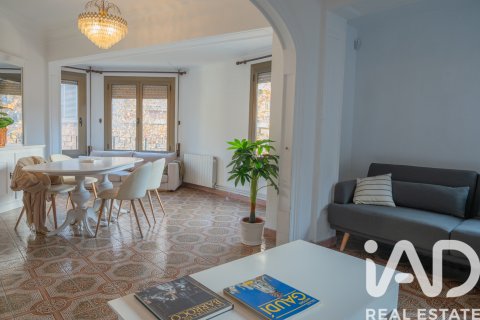 Apartament w Barcelona, Hiszpania 4 sypialnie, 118 mkw. nr 152592 – zdjęcie 4