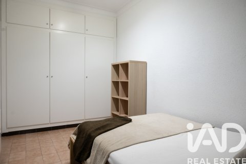 Apartament w Barcelona, Hiszpania 4 sypialnie, 118 mkw. nr 152592 – zdjęcie 16