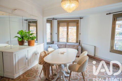 Apartament w Barcelona, Hiszpania 4 sypialnie, 118 mkw. nr 152592 – zdjęcie 23