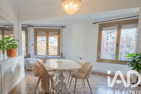 Apartament w Barcelona, Hiszpania 4 sypialnie, 118 mkw. nr 152592 – zdjęcie 22