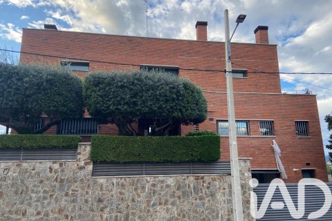 Māja pārdošanā Terrassa, Barcelona, Spānijā 501 m2 Nr. 152593 - attēls 2