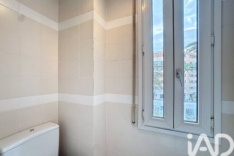 Dzīvoklis pārdošanā Barcelona, Spānijā 3 istabas, 135 m2 Nr. 152589 - attēls 26