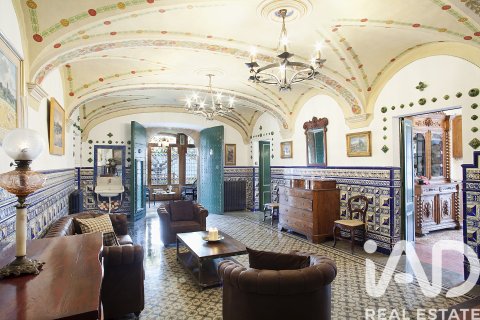 Talo myytävänä Castellar Del Valles, Barcelona, Espanja, 11 makuuhuonetta, 1790 m2 No. 152590 - kuva 5