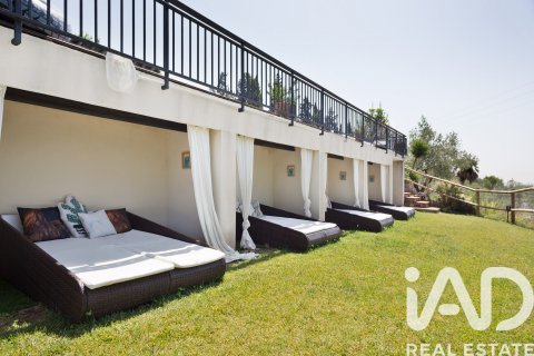 Сasa en venta en Castellar del Vallès, Barcelona, España 11 dormitorios, 1790 m2 No. 152590 - foto 24