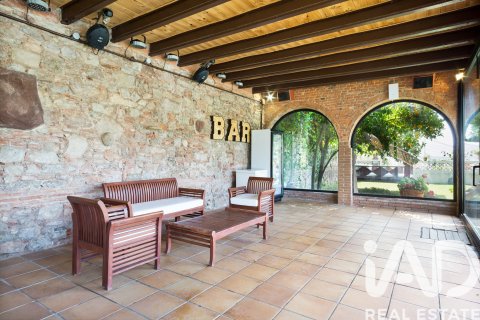 Сasa en venta en Castellar del Vallès, Barcelona, España 11 dormitorios, 1790 m2 No. 152590 - foto 25