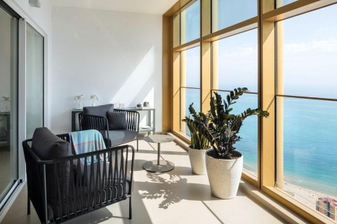 Huoneisto vuokrattavana Benidorm, Alicante, Espanja, 2 makuuhuonetta, 143 m2 No. 133034 - kuva 5