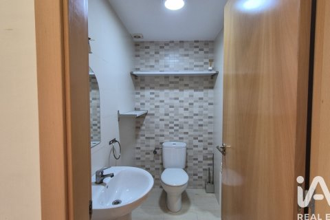 Talo myytävänä Banyeres Del Penedes, Tarragona, Espanja, 4 makuuhuonetta, 205 m2 No. 152484 - kuva 21