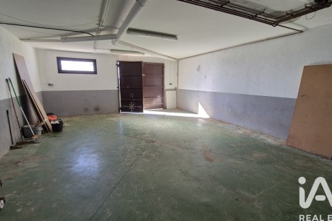 Talo myytävänä Banyeres Del Penedes, Tarragona, Espanja, 4 makuuhuonetta, 205 m2 No. 152484 - kuva 29