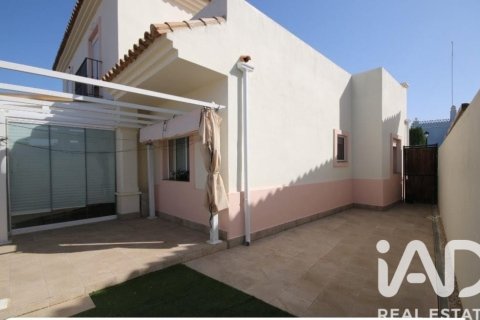 Kaupunkipientalo myytävänä Ayamonte, Huelva, Espanja, 3 makuuhuonetta, 158 m2 No. 152483 - kuva 10