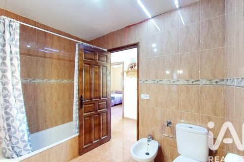 Talo myytävänä Tarragona, Espanja, 5 makuuhuonetta, 200 m2 No. 152487 - kuva 9