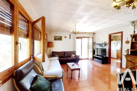 Talo myytävänä Tarragona, Espanja, 5 makuuhuonetta, 200 m2 No. 152487 - kuva 2