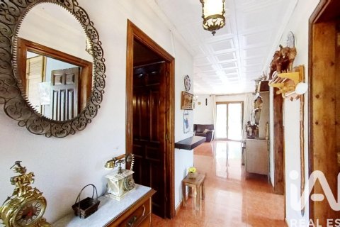 Talo myytävänä Tarragona, Espanja, 5 makuuhuonetta, 200 m2 No. 152487 - kuva 8