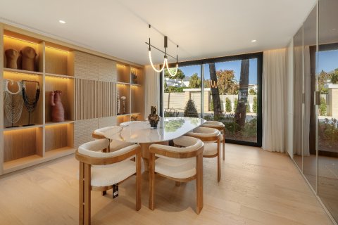 Willa w Marbella, Malaga, Hiszpania 6 sypialni, 840 mkw. nr 162064 – zdjęcie 12