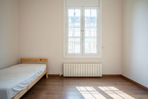 Huoneisto myytävänä Barcelona, Espanja, 5 makuuhuonetta, 203 m2 No. 192058 - kuva 27