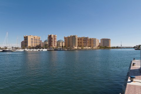 Huoneisto myytävänä La Manga del Mar Menor, Murcia, Espanja, 3 makuuhuonetta,  No. 167527 - kuva 4