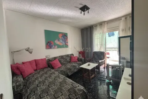 Apartment à Badalona, Barcelona, Espagne 3 chambres, 65 m2 No. 167045