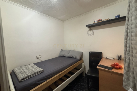 Apartment à vendre à Badalona, Barcelona, Espagne, 3 chambres, 65 m2 No. 167045 - photo 12