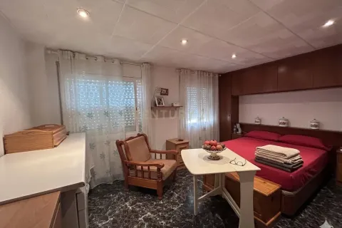Apartment à vendre à Badalona, Barcelona, Espagne, 3 chambres, 65 m2 No. 167045 - photo 9
