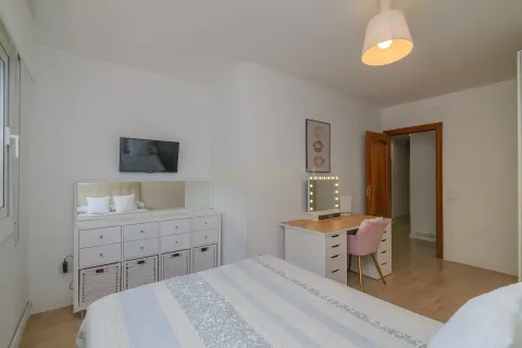 Huoneisto myytävänä Sant Joan Despi, Barcelona, Espanja, 3 makuuhuonetta, 151 m2 No. 167049 - kuva 23