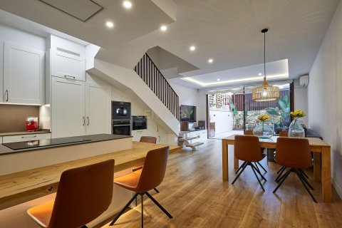 House à vendre à Tiana, Barcelona, Espagne, 4 chambres, 175 m2 No. 167043 - photo 5