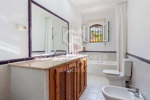 House for sale in Alhaurin de la Torre, Malaga, Spain 4 bedrooms, 567 sq.m. No. 157596 - photo 16