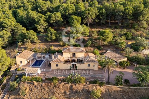 House for sale in Alhaurin de la Torre, Malaga, Spain 4 bedrooms, 567 sq.m. No. 157596 - photo 22