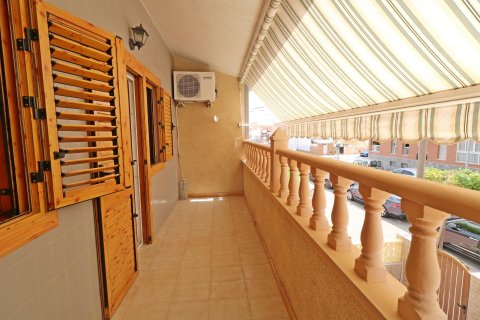 Townhouse for sale in Torrevieja, Alicante, Spain 3 bedrooms, 85 sq.m. No. 190319 - photo 20