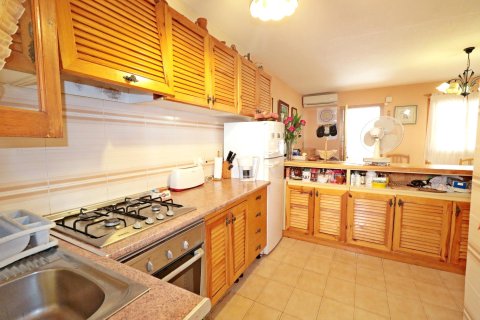 Townhouse for sale in Torrevieja, Alicante, Spain 3 bedrooms, 85 sq.m. No. 190319 - photo 12
