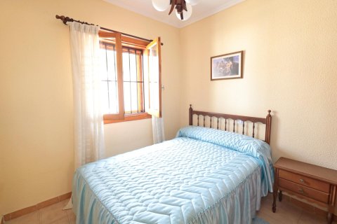 Townhouse for sale in Torrevieja, Alicante, Spain 3 bedrooms, 85 sq.m. No. 190319 - photo 23