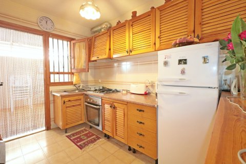 Townhouse for sale in Torrevieja, Alicante, Spain 3 bedrooms, 85 sq.m. No. 190319 - photo 10