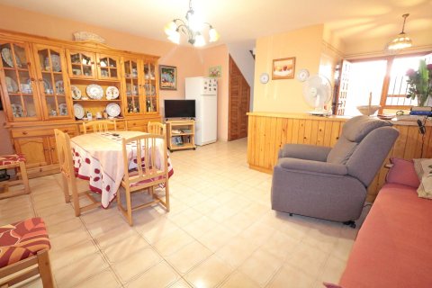 Townhouse for sale in Torrevieja, Alicante, Spain 3 bedrooms, 85 sq.m. No. 190319 - photo 6