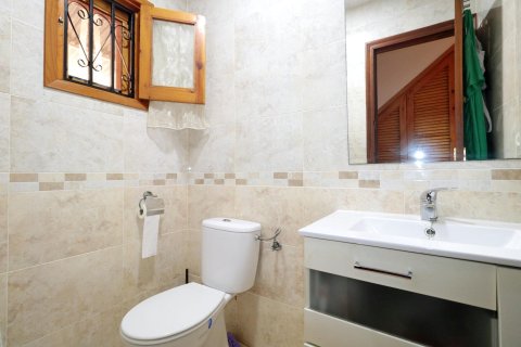 Townhouse for sale in Torrevieja, Alicante, Spain 3 bedrooms, 85 sq.m. No. 190319 - photo 15