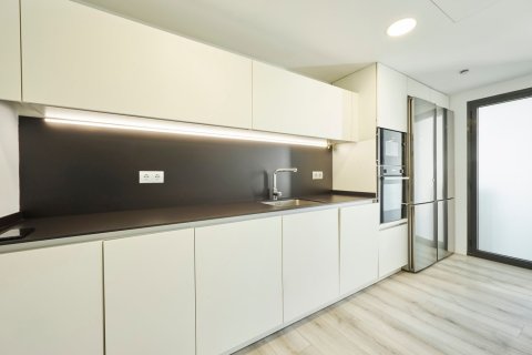 Dzīvoklis pārdošanā Madrid, Spānijā 4 istabas, 200 m2 Nr. 143141 - attēls 6