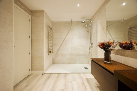 Dzīvoklis pārdošanā Madrid, Spānijā 4 istabas, 200 m2 Nr. 143141 - attēls 23