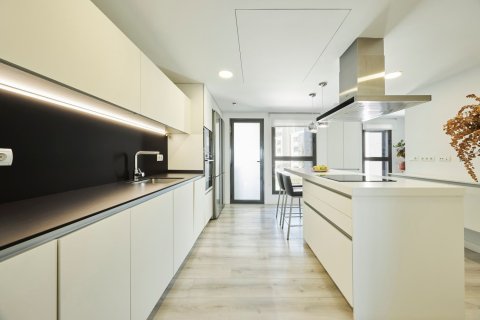 Dzīvoklis pārdošanā Madrid, Spānijā 4 istabas, 200 m2 Nr. 143141 - attēls 5