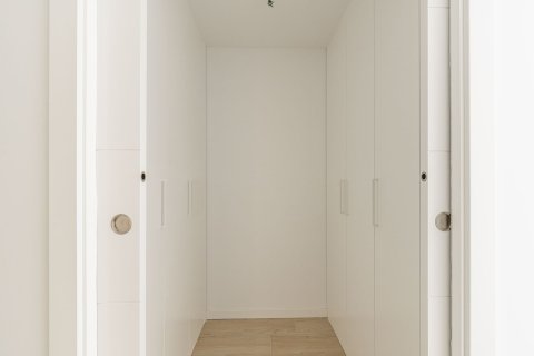 Dzīvoklis pārdošanā Madrid, Spānijā 3 istabas, 217 m2 Nr. 143139 - attēls 6