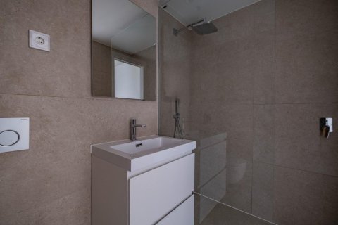 Dzīvoklis pārdošanā Madrid, Spānijā 4 istabas, 165 m2 Nr. 143140 - attēls 10