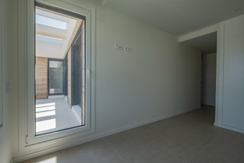 Dzīvoklis pārdošanā Madrid, Spānijā 4 istabas, 165 m2 Nr. 143140 - attēls 13