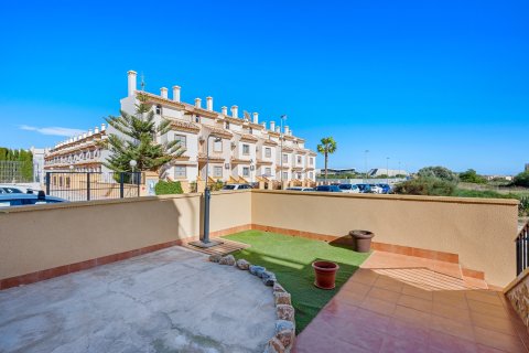 Huvila myytävänä Alicante, Espanja, 3 makuuhuonetta, 96 m2 No. 152210 - kuva 15