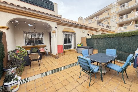 Bungalow w Cabo Roig, Alicante, Hiszpania 3 sypialnie, 90 mkw. nr 152209 – zdjęcie 4