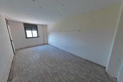 Wohnung zum Verkauf in Sant Fruitos de Bages, Barcelona, Spanien 3 Schlafzimmer, 78 m2 Nr. 196851 - Foto 1