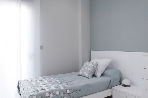 Villa for sale in Alicante, Spain 3 bedrooms, 83 sq.m. No. 143824 - photo 9