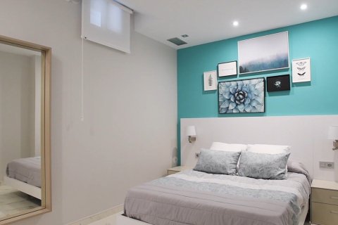 Villa for sale in Alicante, Spain 3 bedrooms, 83 sq.m. No. 143824 - photo 12