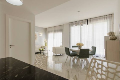 Villa for sale in Alicante, Spain 4 bedrooms, No. 143827 - photo 13