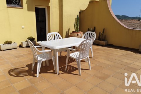 Penthouse for sale in Palamos, Girona, Spain 3 bedrooms, 106 sq.m. No. 195784 - photo 4