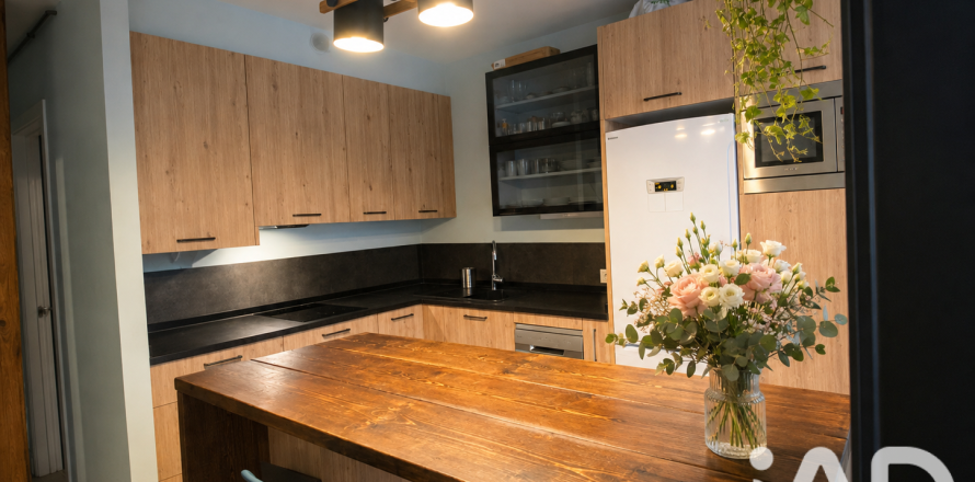 Dzīvoklis Madrid, Spānijā 2 istabas, 75 m2 Nr. 195781