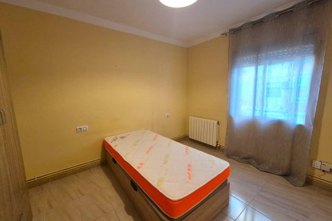 Apartment à louer à Alicante, Espagne, 2 chambres, 69 m2 No. 149387 - photo 6