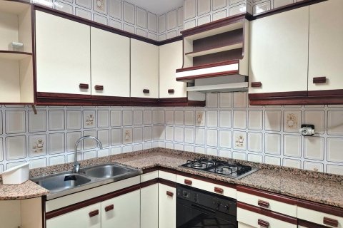 Apartment à louer à Alicante, Espagne, 2 chambres, 69 m2 No. 149387 - photo 15