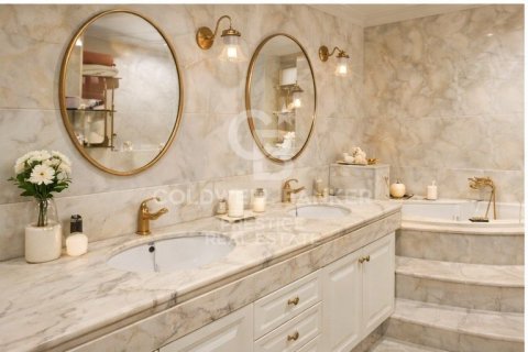 Apartamento en venta en Barcelona, España 3 dormitorios, 220 m2 No. 157143 - foto 23